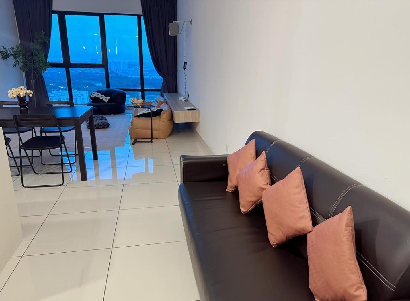 Apartment Mosaic South 5 Min To Midvalley By Jc