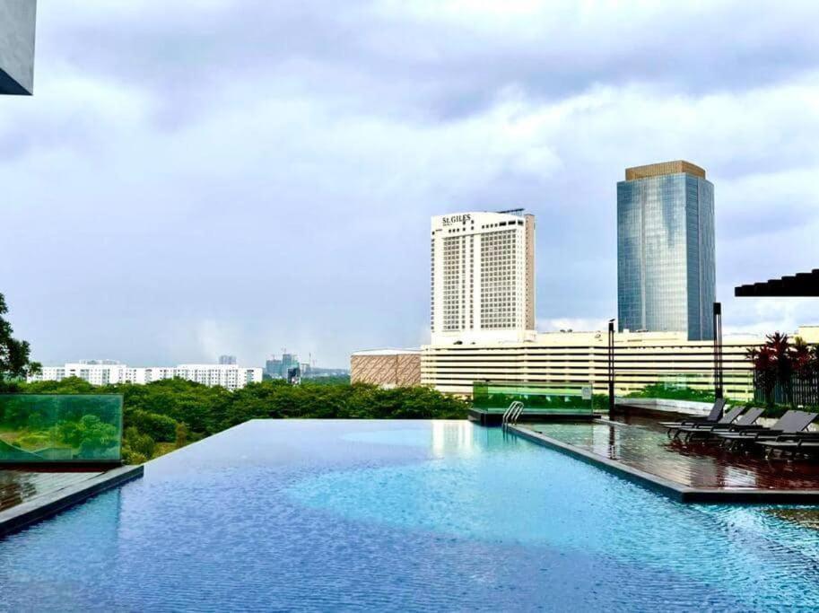 Apartment Mosaic South 5 Min To Midvalley By Jc *
