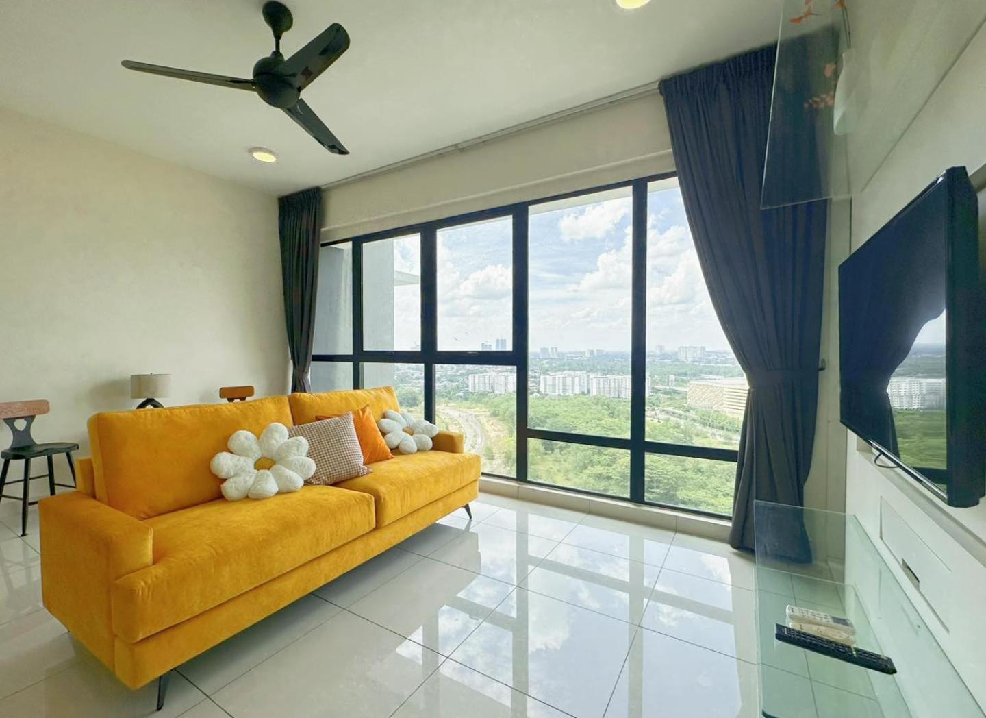 Mosaic South 5 Min To Midvalley By Jc Apartment *