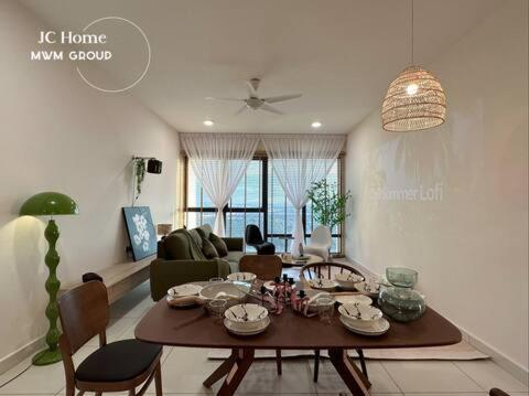 Mosaic South 5 Min To Midvalley By Jc Apartment *